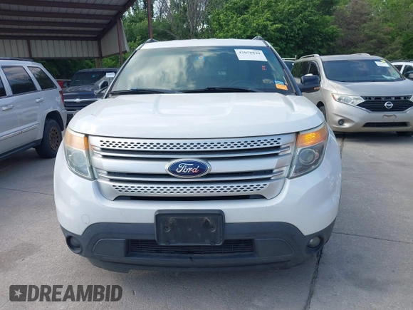 2013 Ford Explorer XLT with VIN 1FM5K7D81DGA33851, listed as a IAAI auction lot 42058840 with 264,577 mi miles. Bid and sale history available at carsss.com. Image 12.