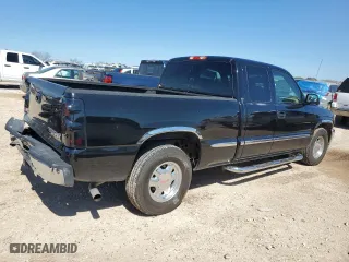 2002 GMC Sierra 1500 SLE with VIN 2GTEC19V221171583, listed as a Copart auction lot 46748355 with 197,932 mi miles and Salvage Title. Bid and sale history available at carsss.com. Image 3.