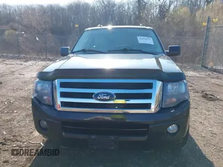 2013 Ford Expedition Limited с VIN 1FMJU2A52DEF64185, выставлен на аукционе IAAI как лот 42020671 с пробегом 166 453 миль миль и . История ставок и продаж доступна на DreamBid. Изображение 12.