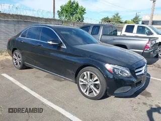 2015 Mercedes-Benz C 300 Luxury with VIN 55SWF4KB5FU076322, listed as a IAAI auction lot 42820739 with 146,586 mi miles and . Bid and sale history available at DreamBid. Image 1.