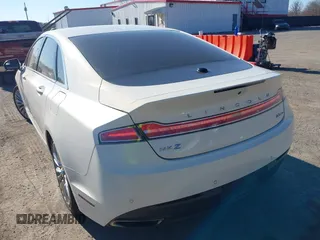 2013 Lincoln MKZ with VIN 3LN6L2G98DR805036, listed as a IAAI auction lot 40981671 with 121,079 mi miles and . Bid and sale history available at DreamBid. Image 3.