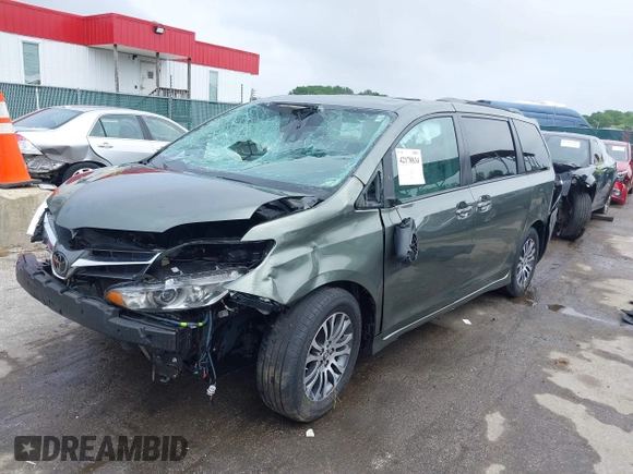 2020 Toyota Sienna XLE Auto Access Seat z VIN 5TDYZ3DC6LS021788, wystawiony jako IAAI lot #42178834 z przebiegiem 132 107 mil mil oraz . Historia ofert i sprzedaży dostępna na DreamBid. Obrazek 19.