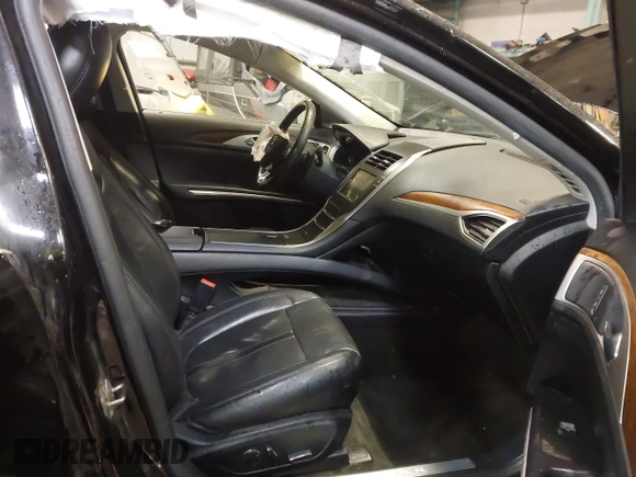 2016 Lincoln MKZ with VIN 3LN6L2J96GR622019, listed as a IAAI auction lot 41366202 with 149,144 mi miles and . Bid and sale history available at DreamBid. Image 5.
