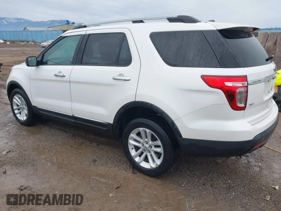 2014 Ford Explorer XLT with VIN 1FM5K8D86EGB99936, listed as a IAAI auction lot 41631657 with 141,097 mi miles and . Bid and sale history available at carsss.com. Image 3.