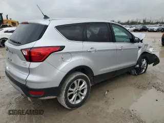 2019 Ford Escape SE with VIN 1FMCU0GD6KUB10830, listed as a Copart auction lot 43234515 with 159,894 mi miles and Salvage Title. Bid and sale history available at carsss.com. Image 3.