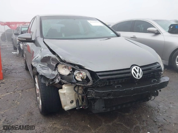 2013 Volkswagen Golf TDI with VIN WVWDM7AJ3DW133098, listed as a IAAI auction lot 41129134 with 89,753 mi miles. Bid and sale history available at carsss.com. Image 6.