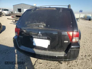 2008 Mitsubishi Endeavor SE with VIN 4A4MN31S18E022424, listed as a Copart auction lot 43323495 with 199,740 mi miles and Salvage Title. Bid and sale history available at carsss.com. Image 6.
