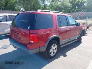 2004 Ford Explorer XLT z VIN 1FMZU73W74UB95173, wystawiony jako IAAI lot #42396738 z przebiegiem 139 703 mil mil oraz . Historia ofert i sprzedaży dostępna na DreamBid. Obrazek 4.