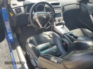 2010 Hyundai Genesis Coupe Grand Touring z VIN KMHHU6KH5AU025687, wystawiony jako Copart lot #56945814 z przebiegiem 130 114 mil mil oraz Szkoda całkowita • Salvage title. Historia ofert i sprzedaży dostępna na DreamBid. Obrazek 8.