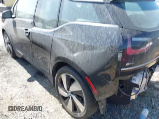 2019 BMW i3 z VIN WBY8P4C58K7D43809, wystawiony jako IAAI lot #42188630 z przebiegiem 52 745 mil mil oraz . Historia ofert i sprzedaży dostępna na DreamBid. Obrazek 3.