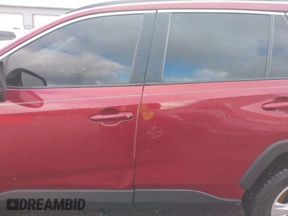 2020 Toyota RAV4 XLE with VIN 2T3W1RFV1LC052043, listed as a IAAI auction lot 42049165 with 116,628 mi miles and . Bid and sale history available at DreamBid. Image 14.