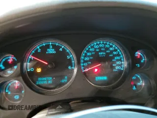 2011 GMC Yukon SLT with VIN 1GKS2CE05BR271281, listed as a Copart auction lot 45723165 with 235,095 mi miles and Salvage title. Bid and sale history available at DreamBid. Image 9.