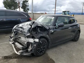 2019 MINI Hardtop Cooper with VIN WMWXP5C56K2H31697, listed as a Copart auction lot 48826655 with 60,190 mi miles and Salvage title. Bid and sale history available at DreamBid. Image 1.