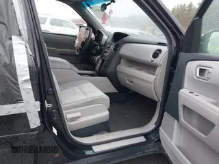 2012 Honda Pilot LX with VIN 5FNYF4H27CB038765, listed as a IAAI auction lot 41963157 with 209,965 mi miles and . Bid and sale history available at carsss.com. Image 5.