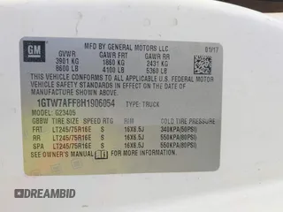 2017 GMC Savana Cargo z VIN 1GTW7AFF8H1906054, wystawiony jako IAAI lot #42131056 z przebiegiem 150 000 mil mil oraz . Historia ofert i sprzedaży dostępna na DreamBid. Obrazek 9.