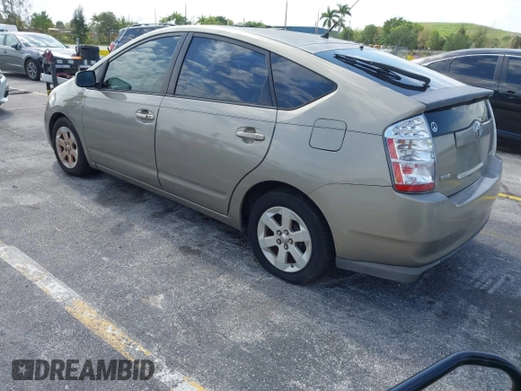 2008 Toyota Prius with VIN JTDKB20U883360029, listed as a IAAI auction lot 42022955 with 200,776 mi miles. Bid and sale history available at carsss.com. Image 3.