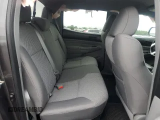 2015 Toyota Tacoma with VIN 3TMLU4EN6FM203591, listed as a Copart auction lot 58518185 with 149,729 mi miles and Salvage title. Bid and sale history available at DreamBid. Image 10.