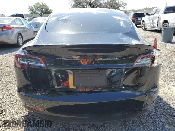 2021 Tesla Model 3 Standard Range Plus z VIN 5YJ3E1EA4MF942646, wystawiony jako Copart lot #56819945 z przebiegiem 39 599 mil mil oraz Nie do naprawy • Non repairable. Historia ofert i sprzedaży dostępna na DreamBid. Obrazek 6.