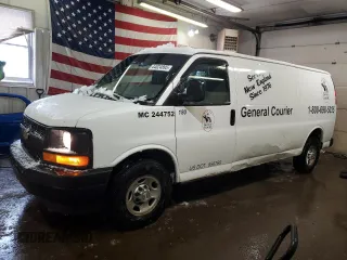 2017 Chevrolet Express Cargo Van with VIN 1GCWGBFF7H1103452, listed as a Copart auction lot 44024895 with 250,899 mi miles and Clean Title. Bid and sale history available at carsss.com. Image 1.
