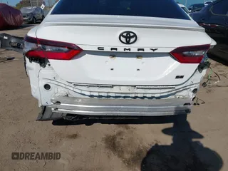 2021 Toyota Camry SE Nightshade with VIN 4T1G11AK7MU498046, listed as a IAAI auction lot 41539916 with 238,706 mi miles. Bid and sale history available at carsss.com. Image 6.