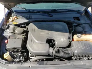 2017 Chrysler 300 S с VIN 2C3CCABG0HH664749, выставлен на аукционе Copart как лот 61121515 с пробегом 91 680 миль миль и Списание • Salvage title. История ставок и продаж доступна на DreamBid. Изображение 13.