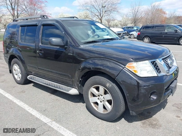 2011 Nissan Pathfinder LE with VIN 5N1AR1NB1BC601571, listed as a IAAI auction lot 41981127 with 175,849 mi miles. Bid and sale history available at carsss.com. Image 1.