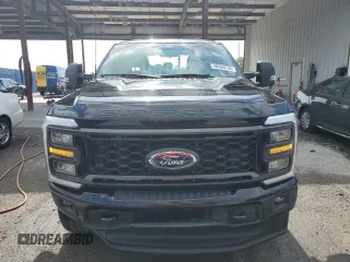 2023 Ford F-250 XL z VIN 1FT8W2BA2PED14801, wystawiony jako Copart lot #58528735 z przebiegiem 9 302 mil mil oraz Szkoda całkowita • Salvage title. Historia ofert i sprzedaży dostępna na DreamBid. Obrazek 5.