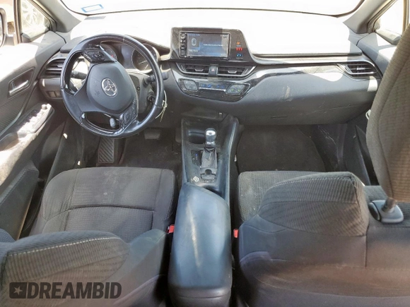 2018 Toyota C-HR XLE z VIN NMTKHMBX3JR030982, wystawiony jako Copart lot #60176845 z przebiegiem 48 321 mil mil oraz Czysty tytuł • Clean title. Historia ofert i sprzedaży dostępna na DreamBid. Obrazek 8.