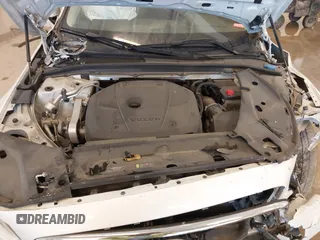 2019 Volvo S90 Momentum with VIN LVY102AK5KP081791, listed as a IAAI auction lot 41632562 with 117,384 mi miles. Bid and sale history available at carsss.com. Image 10.