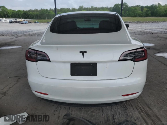 2023 Tesla Model 3 z VIN 5YJ3E1EA1PF543214, wystawiony jako Copart lot #53953185 z przebiegiem 41 701 mil mil oraz Szkoda całkowita • Salvage title. Historia ofert i sprzedaży dostępna na DreamBid. Obrazek 6.