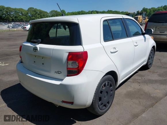 2009 Scion xD with VIN JTKKU10429J046662, listed as a IAAI auction lot 42147835 with 182,952 mi miles. Bid and sale history available at carsss.com. Image 4.
