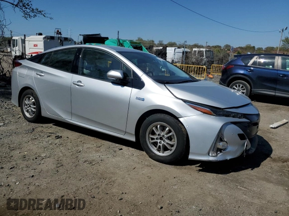 2020 Toyota Prius Prime LE with VIN JTDKARFP3L3129111, listed as a Copart auction lot 52462165 with 56,015 mi miles and Salvage Title. Bid and sale history available at carsss.com. Image 4.