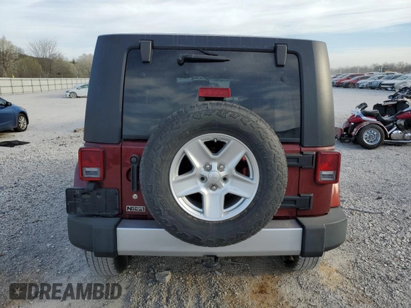 2008 Jeep Wrangler Unlimited Sahara with VIN 1J4GA59128L531922, listed as a Copart auction lot 48982795 with 39,329 mi miles and Clean title. Bid and sale history available at DreamBid. Image 6.
