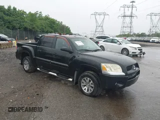 2007 Mitsubishi Raider LS z VIN 1Z7HT28K77S161721, wystawiony jako IAAI lot #42371688 z przebiegiem 130 815 mil mil oraz . Historia ofert i sprzedaży dostępna na DreamBid. Obrazek 1.