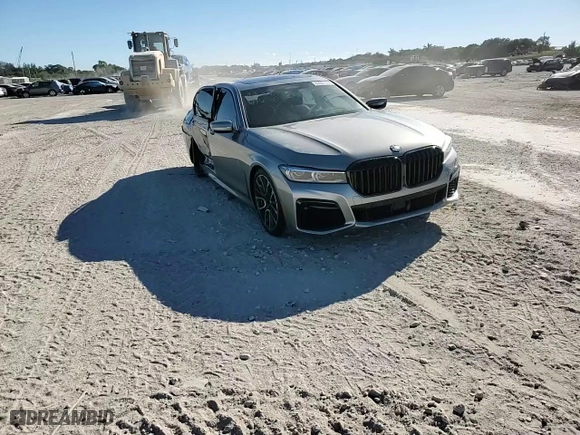 2022 BMW 7 Series 750i xDrive with VIN WBA7U2C01NCK62283, listed as a Copart auction lot 83007534 with 0 mi miles and Salvage Title. Bid and sale history available at carsss.com. Image 13.