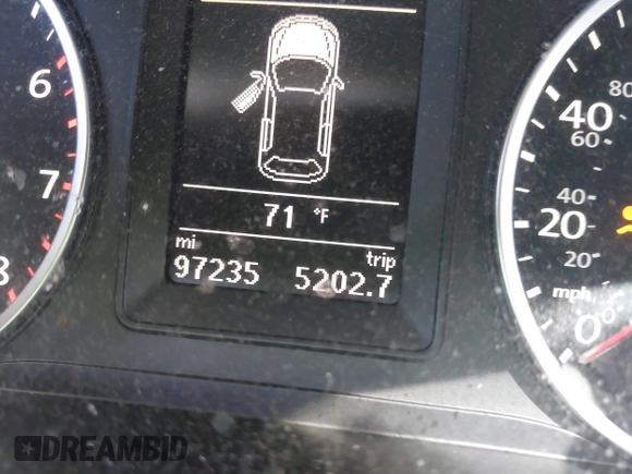 2015 Volkswagen Tiguan SE with VIN WVGAV7AX0FW544218, listed as a IAAI auction lot 41897418 with 97,235 mi miles and . Bid and sale history available at DreamBid. Image 16.