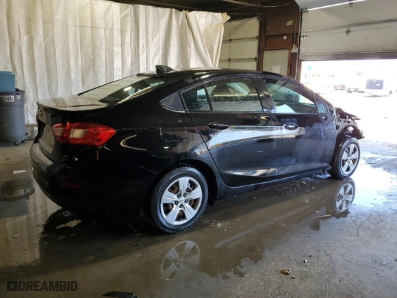 2017 Chevrolet Cruze LS with VIN 1G1BC5SM7H7131435, listed as a Copart auction lot 53257565 with 58,217 mi miles and Salvage Title. Bid and sale history available at carsss.com. Image 3.