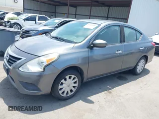 2017 Nissan Versa S Plus z VIN 3N1CN7APXHL901607, wystawiony jako IAAI lot #42249598 z przebiegiem 177 985 mil mil oraz . Historia ofert i sprzedaży dostępna na DreamBid. Obrazek 2.