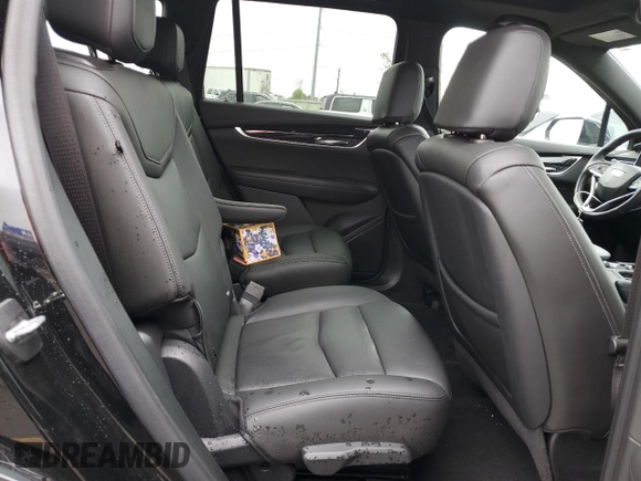 2022 Cadillac XT6 Premium Luxury z VIN 1GYKPDRSXNZ161744, wystawiony jako Copart lot #54901995 z przebiegiem 24 994 mil mil oraz Szkoda całkowita • Salvage title. Historia ofert i sprzedaży dostępna na DreamBid. Obrazek 11.