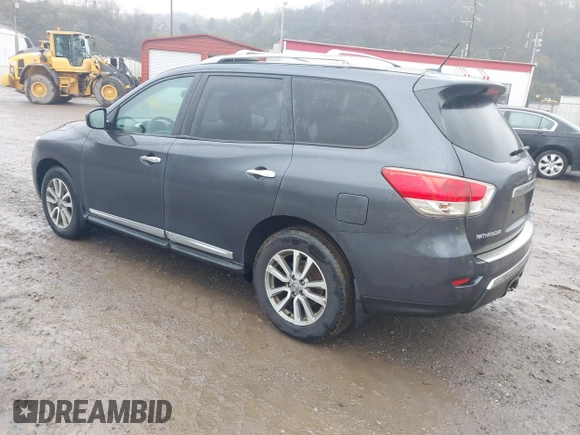 2014 Nissan Pathfinder SV with VIN 5N1AR2MM2EC607490, listed as a IAAI auction lot 42015773 with 139,905 mi miles. Bid and sale history available at carsss.com. Image 3.
