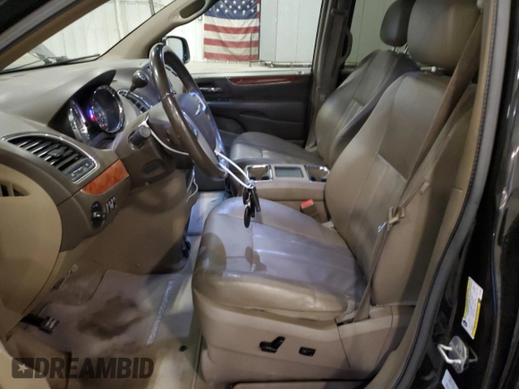 2014 Chrysler Town & Country Touring with VIN 2C4RC1BG1ER158083, listed as a Copart auction lot 52201225 with 188,430 mi miles and Salvage Title. Bid and sale history available at carsss.com. Image 7.