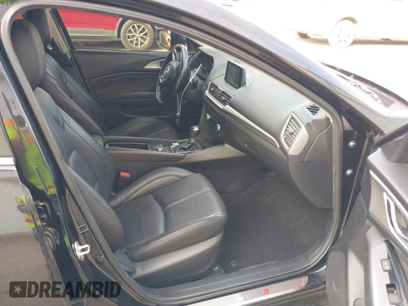 2018 Mazda 3 Touring with VIN 3MZBN1L30JM247097, listed as a IAAI auction lot 41803062 with 61,345 mi miles. Bid and sale history available at carsss.com. Image 5.