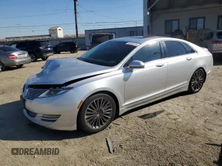 2015 Lincoln MKZ z VIN 3LN6L2G9XFR610736, wystawiony jako Copart lot #80662274 z przebiegiem 101 441 mil mil oraz Szkody całkowita. Historia ofert i sprzedaży dostępna na DreamBid. Obrazek 1.