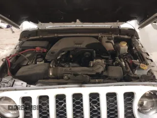 2020 Jeep Gladiator Overland with VIN 1C6HJTFG4LL195293, listed as a IAAI auction lot 41469178 with 35,769 mi miles and . Bid and sale history available at DreamBid. Image 10.