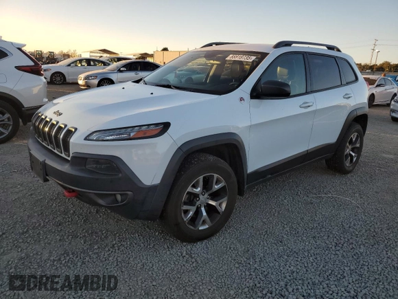 2014 Jeep Cherokee Trailhawk with VIN 1C4PJMBB4EW158878, listed as a Copart auction lot 88818735 with 126,221 mi miles and Clean Title. Bid and sale history available at carsss.com. Image 1.