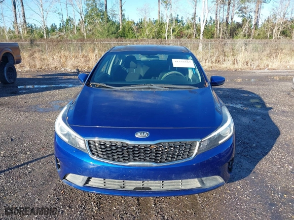 2018 Kia Forte LX with VIN 3KPFK4A71JE226693, listed as a IAAI auction lot 41334267 with 140,906 mi miles. Bid and sale history available at carsss.com. Image 11.
