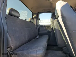 2002 Chevrolet Silverado 1500 Work Truck with VIN 2GCEC19XX21127719, listed as a Copart auction lot 81200654 with 122,857 mi miles and Salvage Title. Bid and sale history available at carsss.com. Image 10.