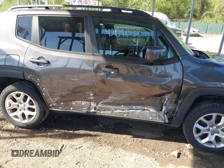 2017 Jeep Renegade Latitude z VIN ZACCJBBB8HPF61752, wystawiony jako IAAI lot #42096538 z przebiegiem 97 204 mil mil oraz . Historia ofert i sprzedaży dostępna na DreamBid. Obrazek 6.