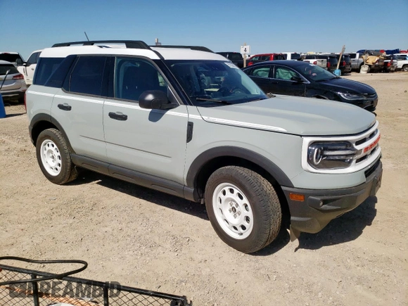 2024 Ford Bronco Sport Heritage z VIN 3FMCR9G63RRE67293, wystawiony jako Copart lot #57208985 z przebiegiem 11 765 mil mil oraz Szkoda całkowita • Salvage title. Historia ofert i sprzedaży dostępna na DreamBid. Obrazek 4.
