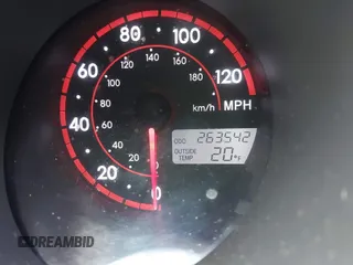2007 Pontiac Vibe with VIN 5Y2SL65837Z407785, listed as a IAAI auction lot 41556717 with 263,542 mi miles. Bid and sale history available at carsss.com. Image 7.